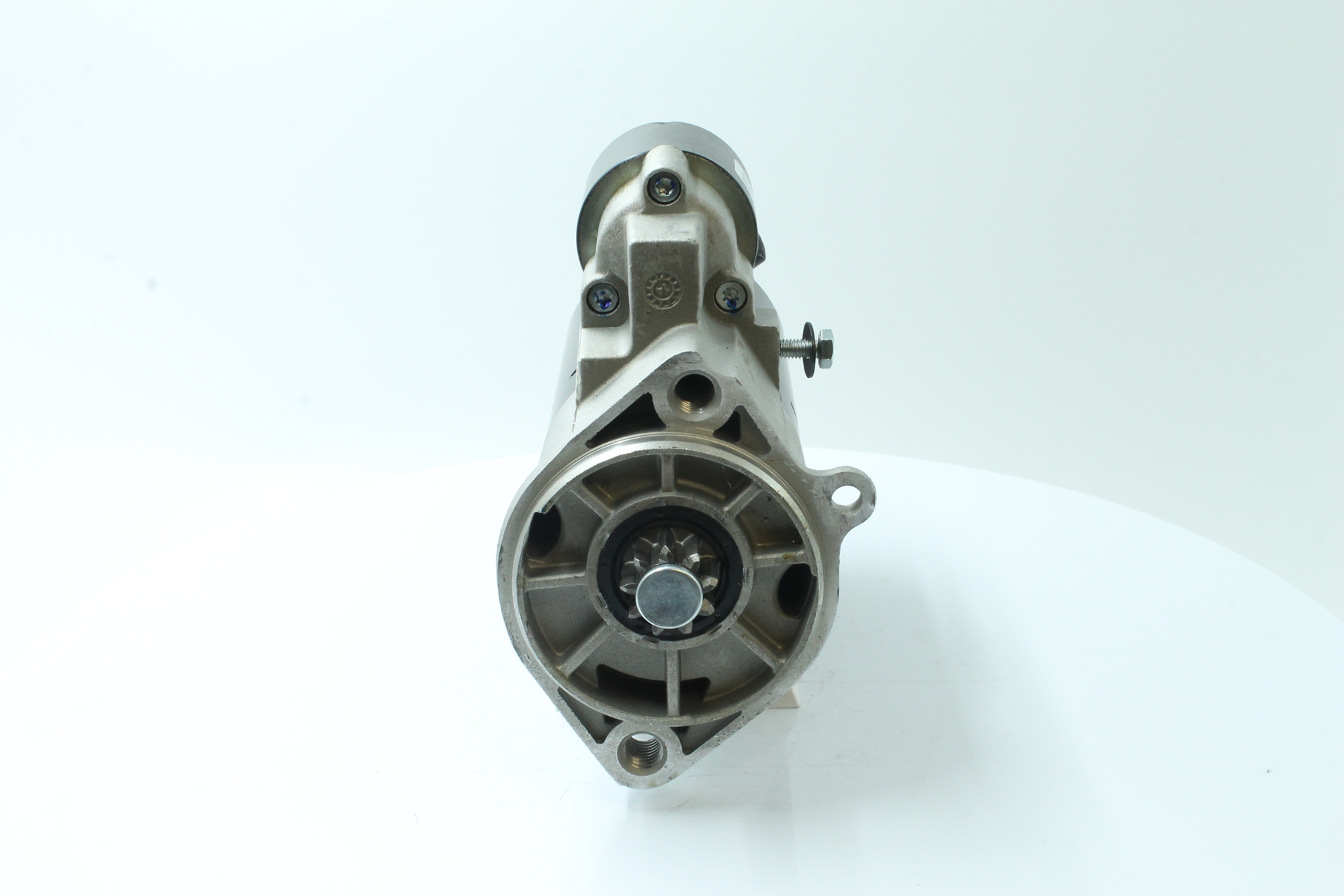 Kupite poceni originalno Zaganjalnik 88212360, primerljivo z 069911023H OEM številke, prek spleta