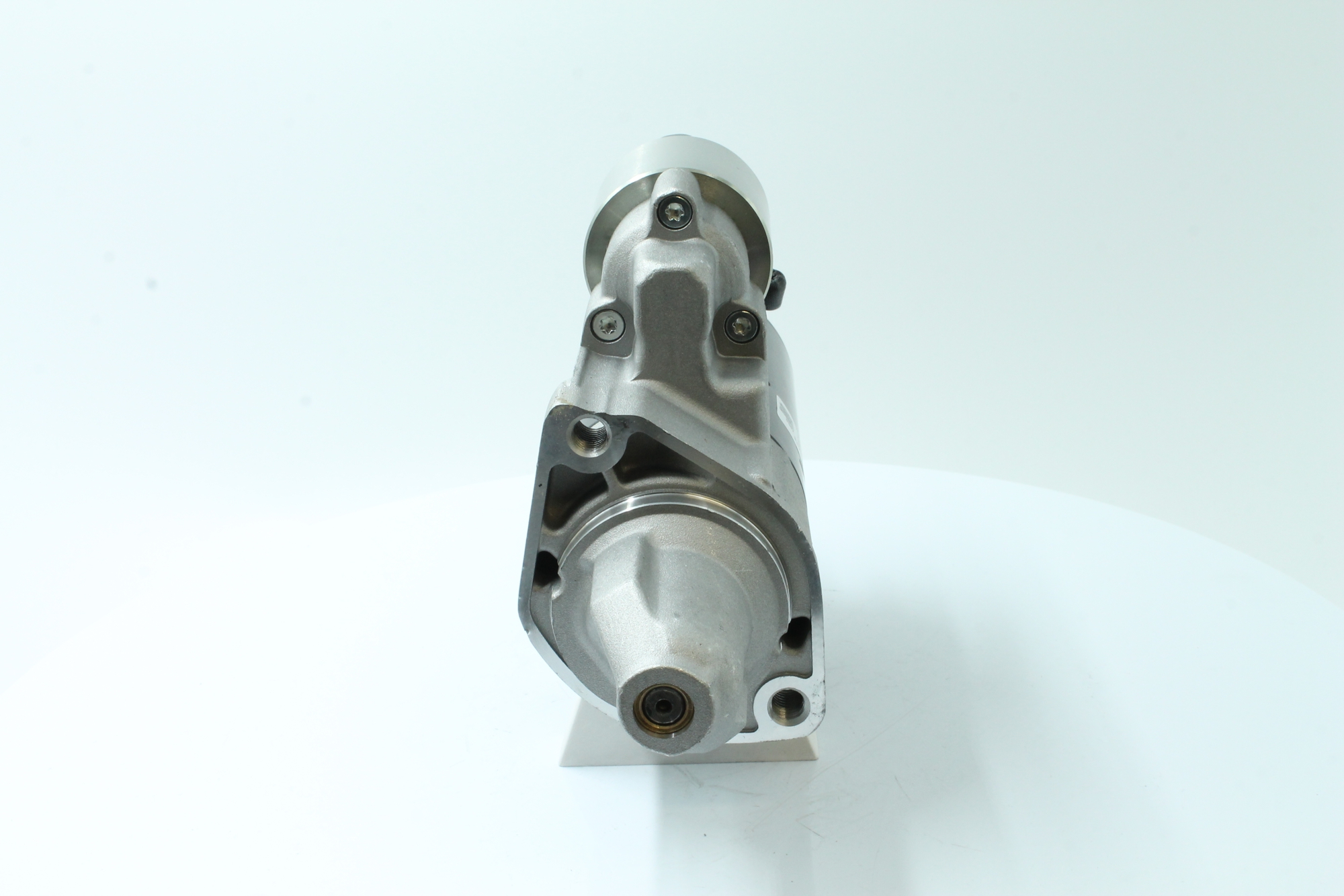 Kupite poceni originalno Zaganjalnik 88212734, primerljivo z A0061514101 OEM številke, prek spleta