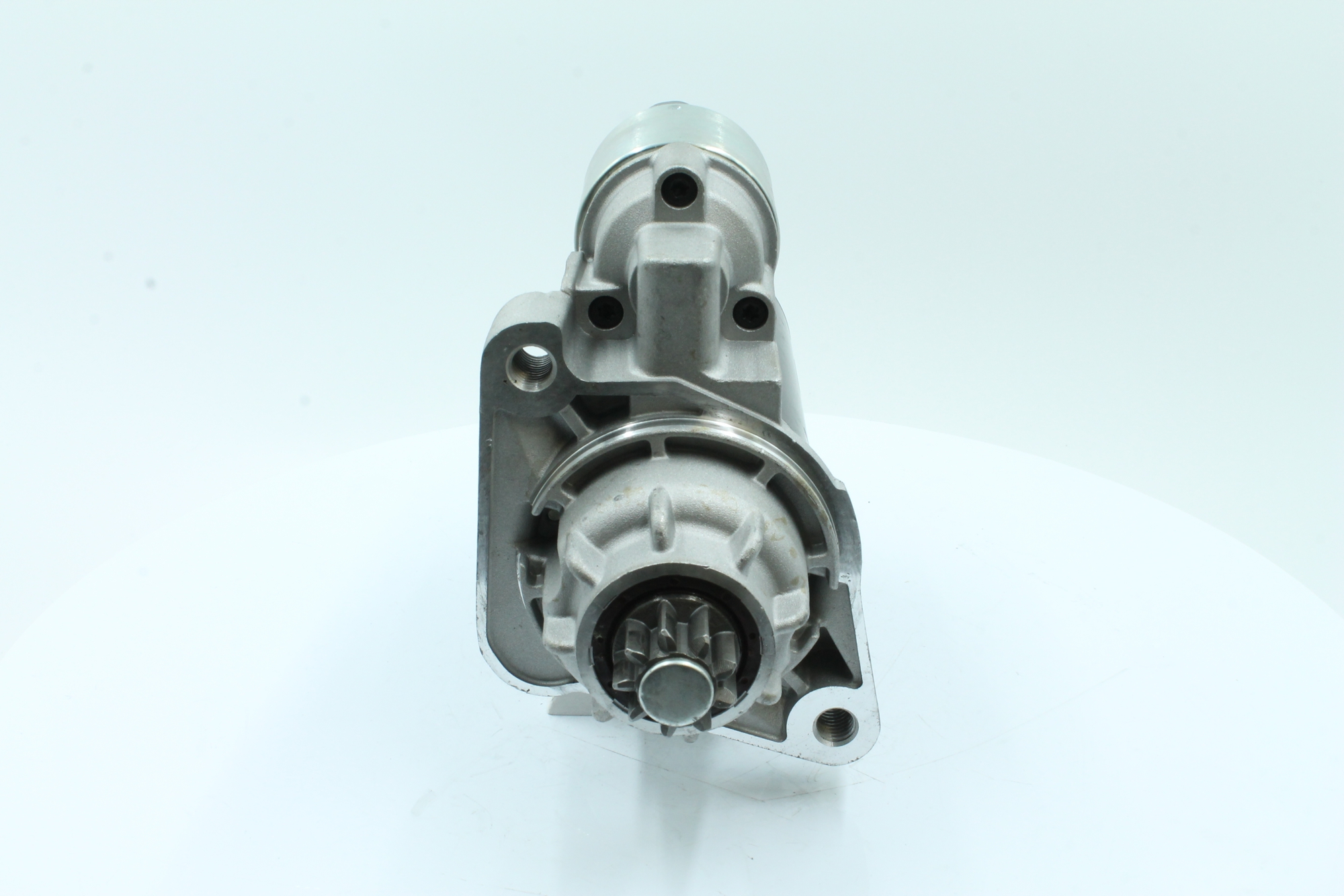 Køb billige originale Starter 88213304 tilsvarende med 070911023B OEM numre online