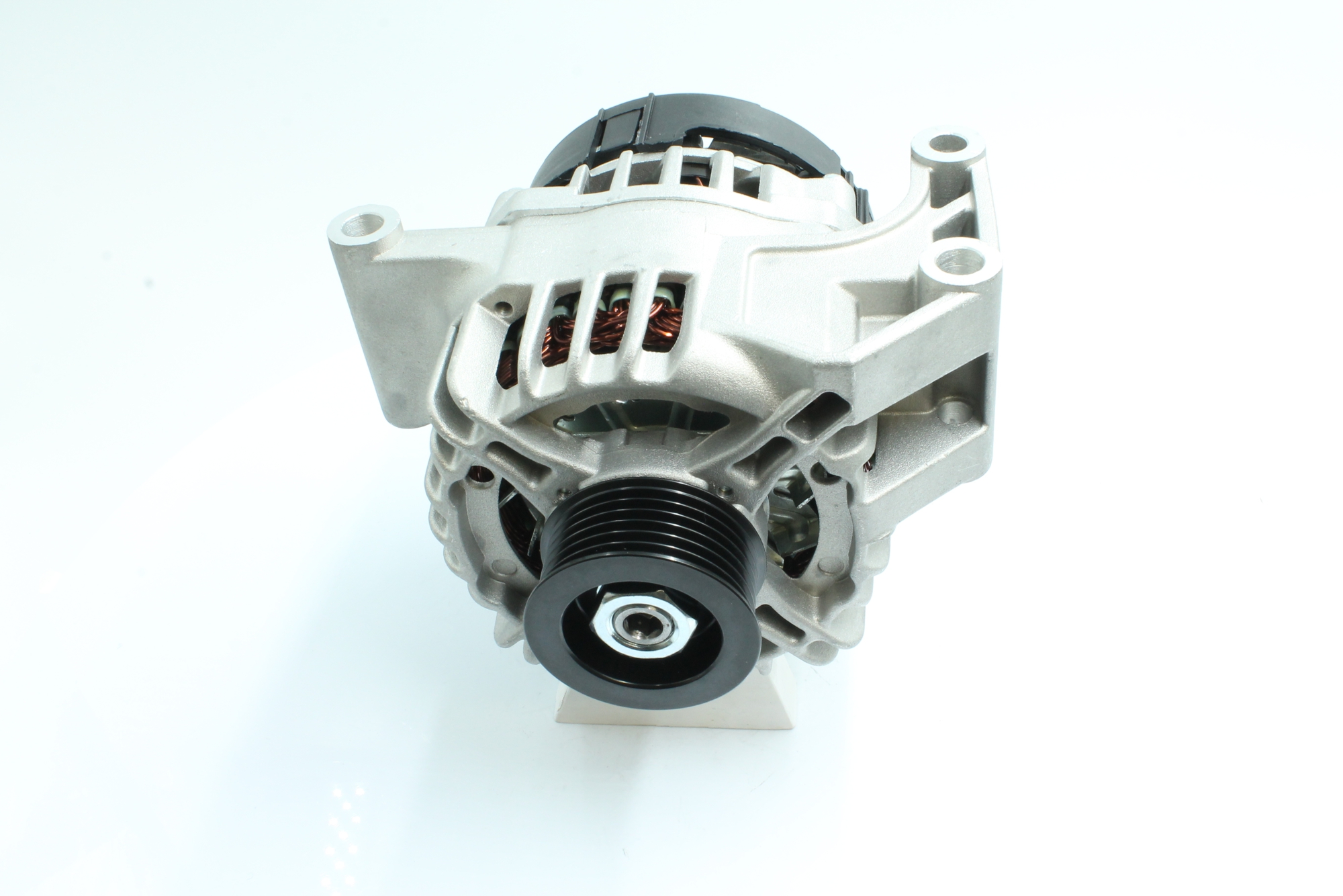 Kupte si levné originální Alternátor 89212139 porovnatelné s 52003511 OEM čísly online