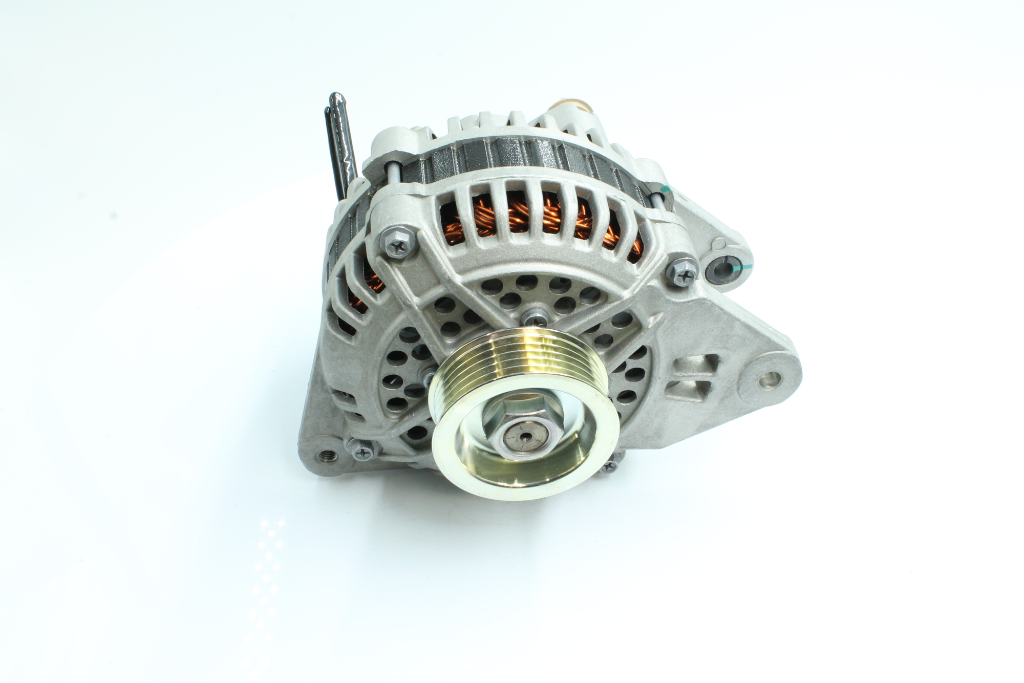OEM Dynamo / Alternator MITSUBISHI 3.0 V6 (F17A) 177 PK Benzine 32320001 van PowerMax online aan verbazingwekkende prijzen