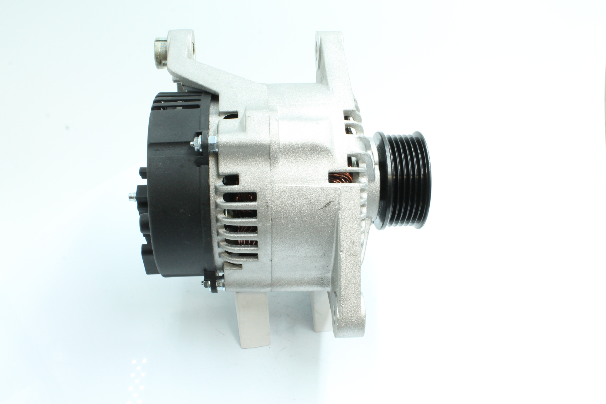 Originale Lichtmaschine FIAT 1.6 79 PS Benzin 46430111 von PowerMax im Internet zu fairen Preisen