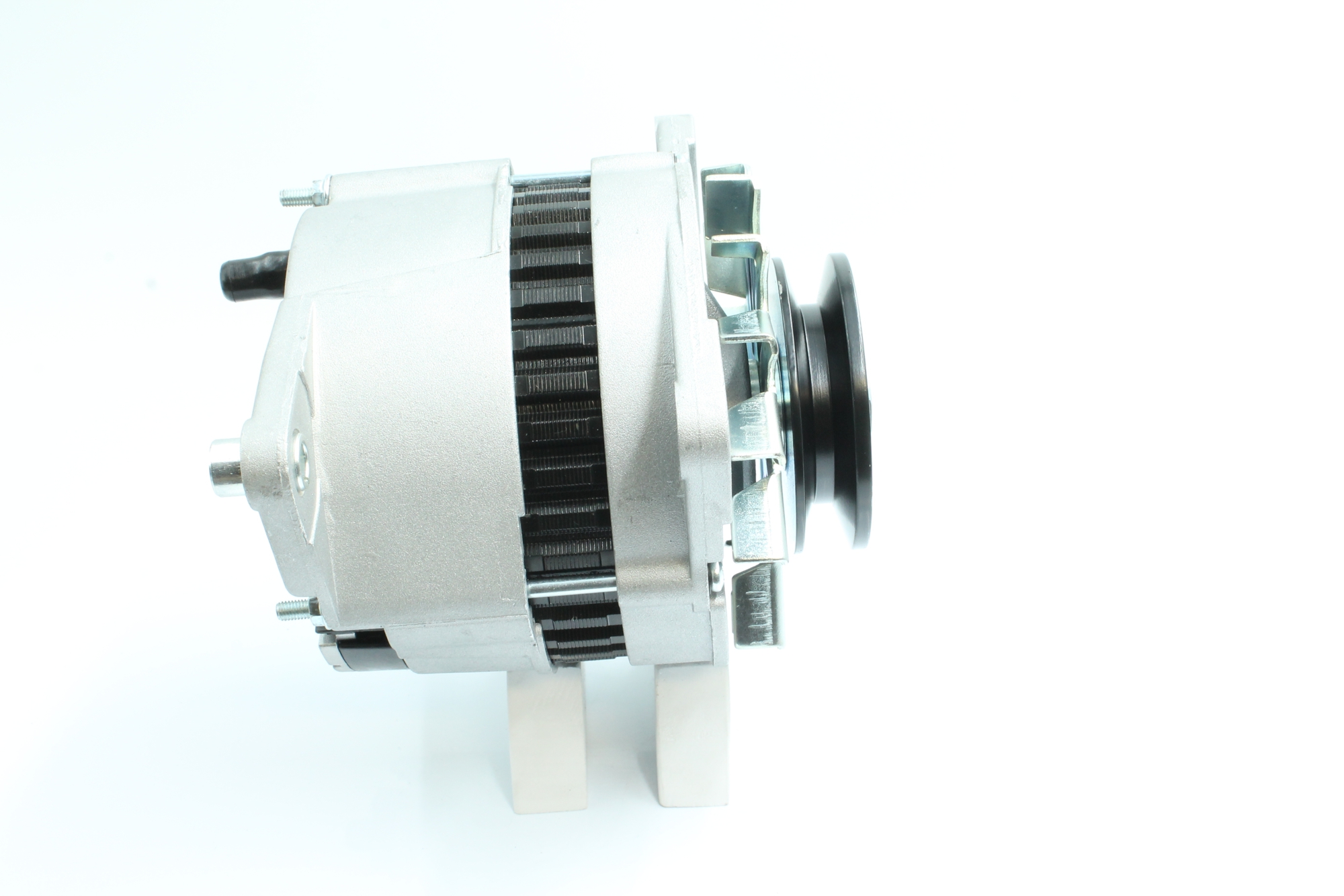 Acquista online Alternatore 89212331 originale a buon mercato, comparabile con i numeri OEM YLE10067