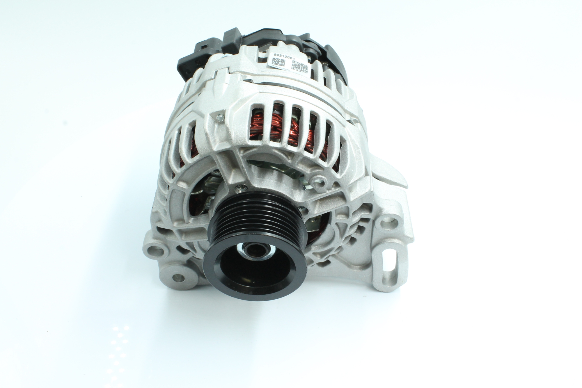 Kupite poceni originalno Alternator 89212661, primerljivo z 037903025R OEM številke, prek spleta