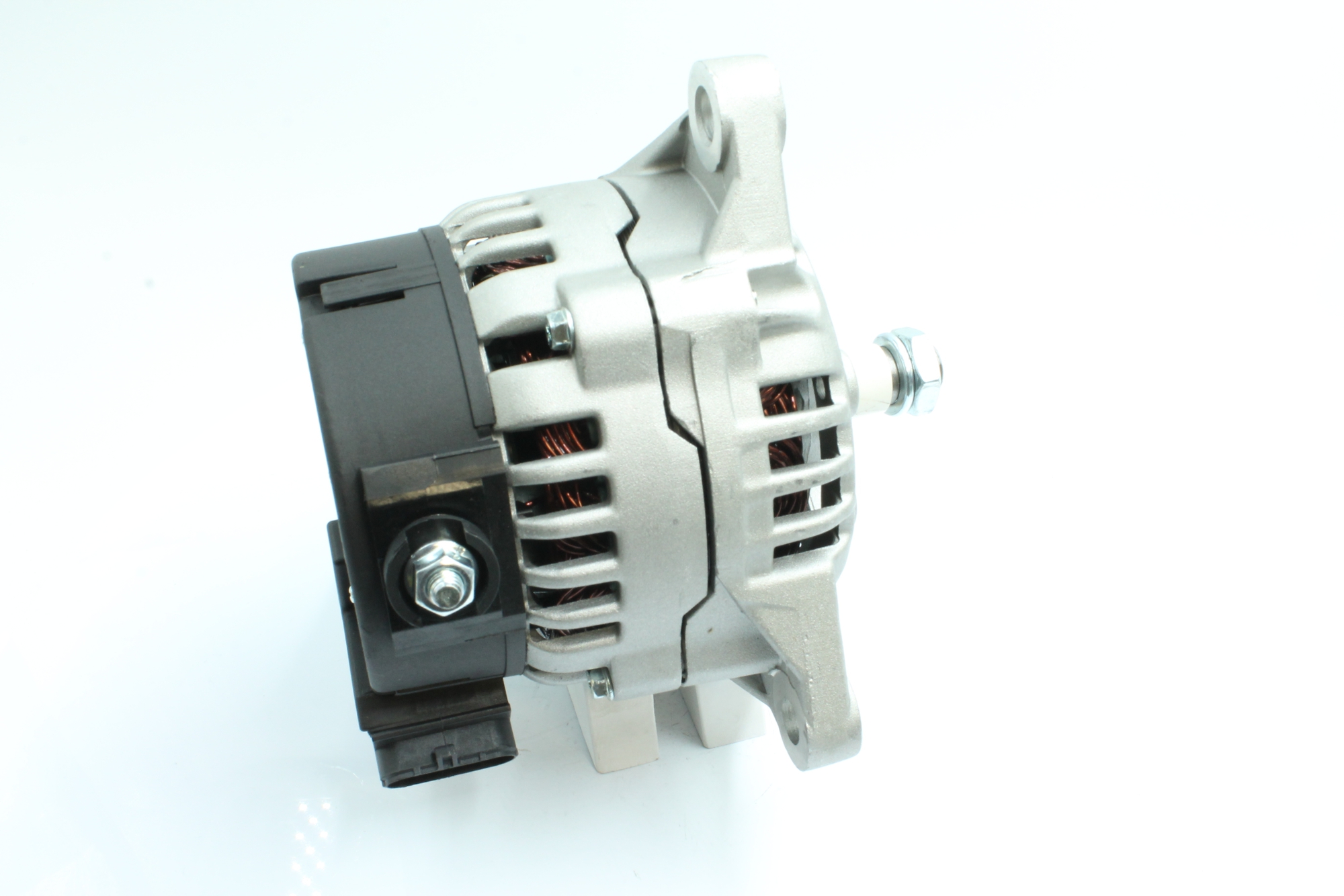 Köp billiga original Generator 89213185 jämförbara med 51261019266 OEM nummer på nätet