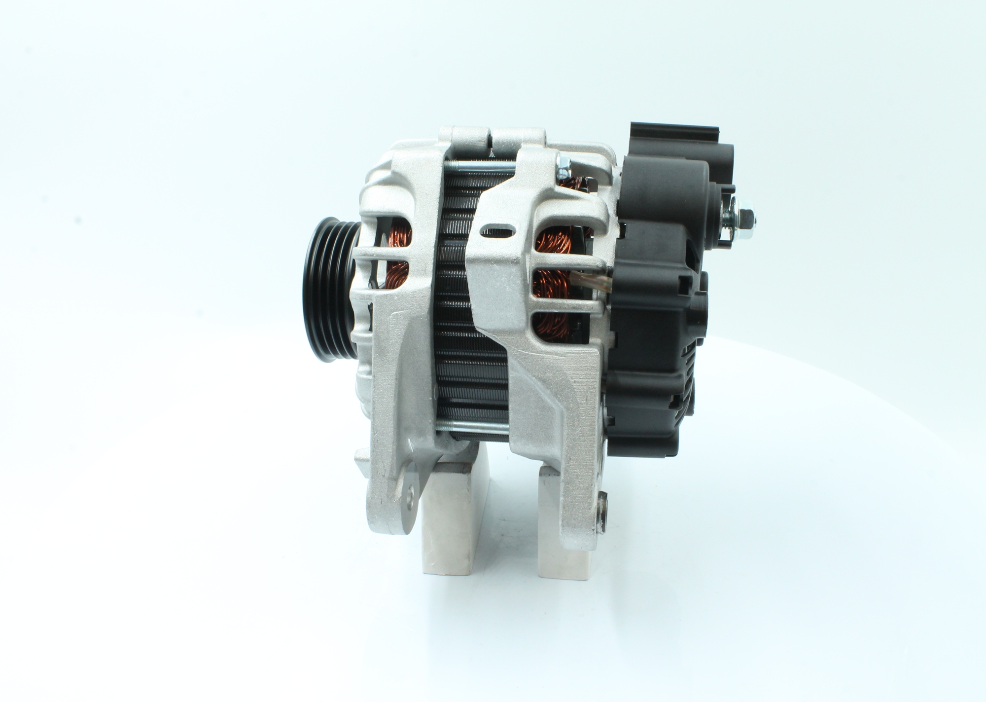 Köp billiga original Generator 89213498 jämförbara med A3730023720 OEM nummer på nätet