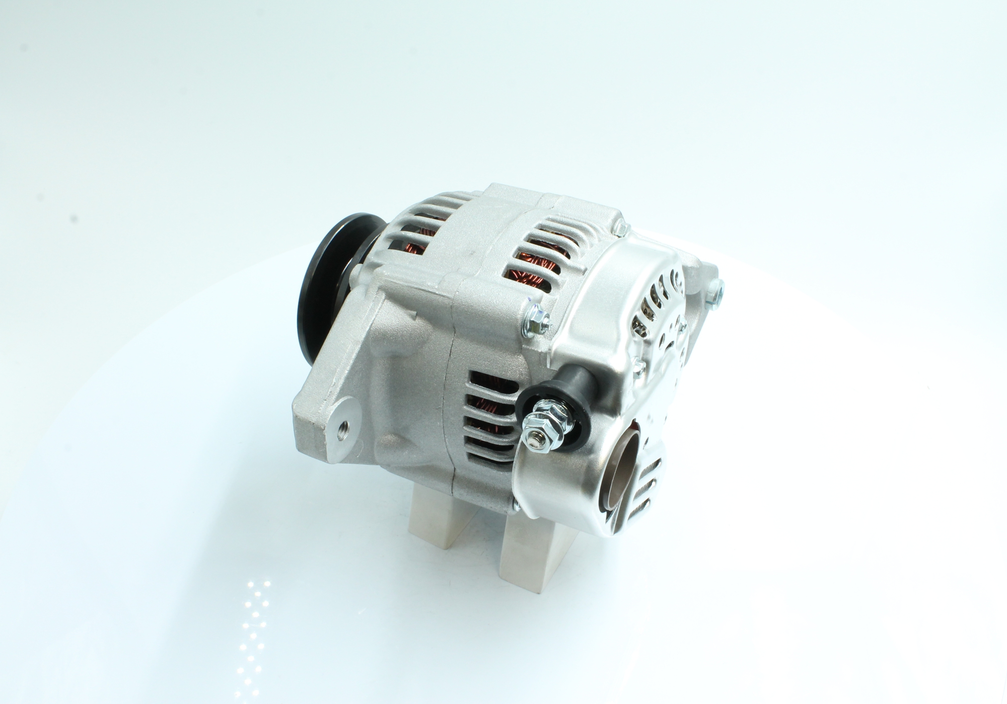 Kupuj PowerMax Alternator Produkt No.: 89213636 w niskiej cenie, tylko 1386,35 zł