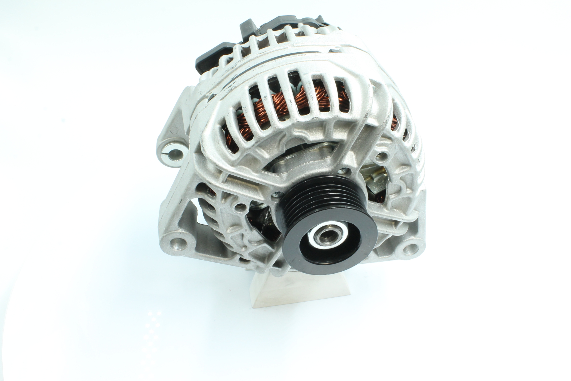 Köp billiga original Generator 89213891 jämförbara med 9117934 OEM nummer på nätet