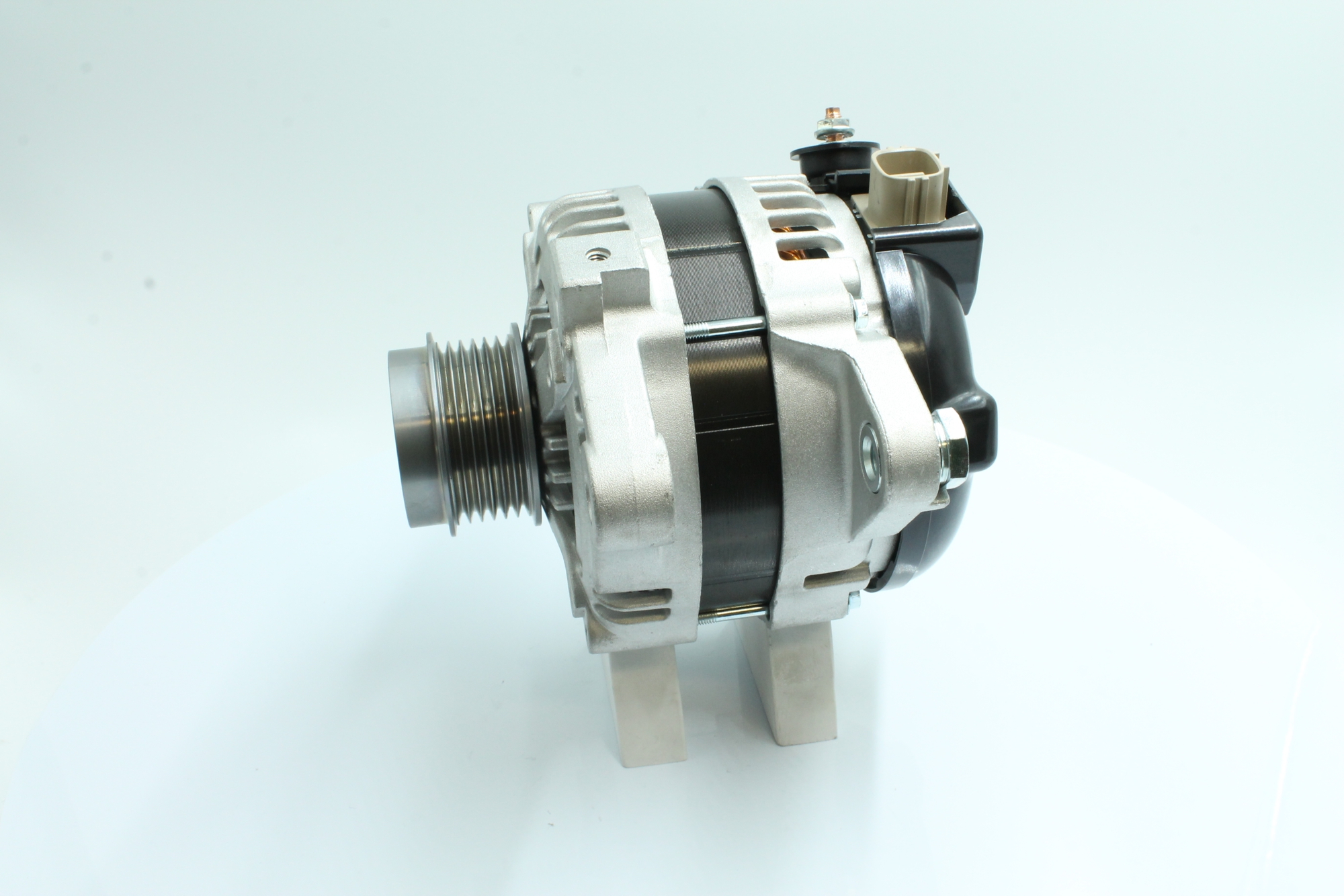Köp billiga original Generator 89214947 jämförbara med 270600T181 OEM nummer på nätet
