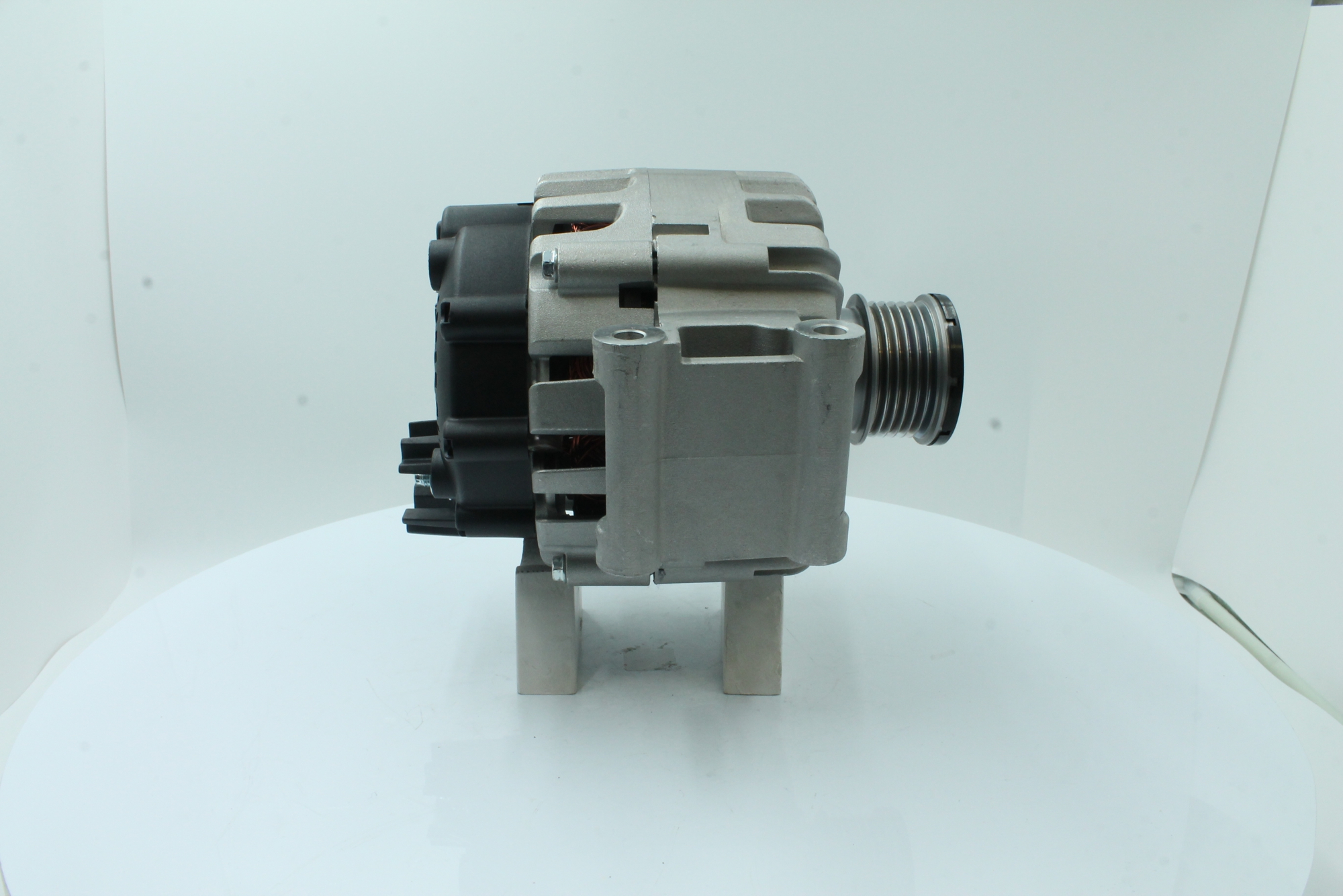 Acquista online Alternatore 89215598 originale a buon mercato, comparabile con i numeri OEM A0009063000
