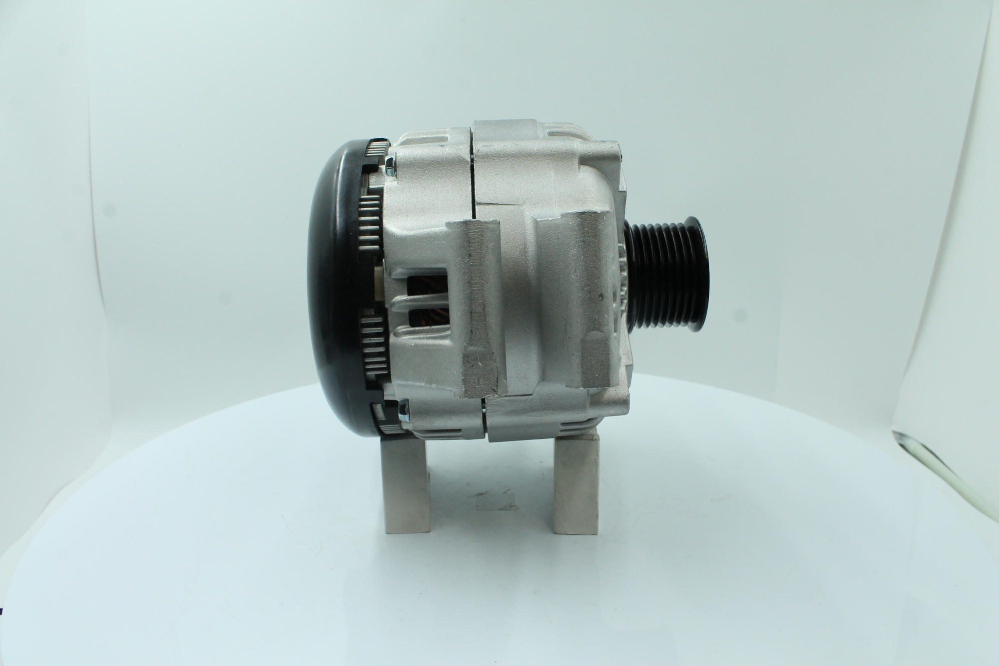 Köp billiga original Generator 89215688 jämförbara med 12317616121 OEM nummer på nätet