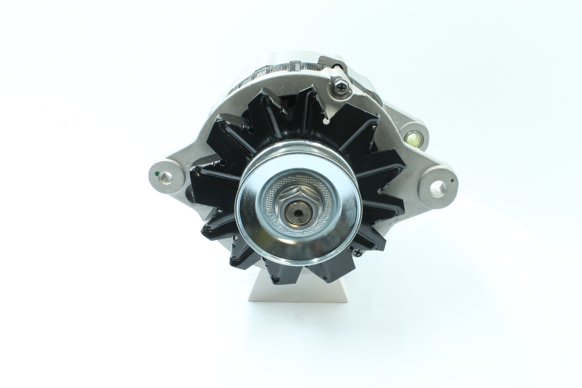 Kupuj online Alternator 9212714 oryginalne w niskiej cenie, kompatybilne z numerem OEM LR140119C