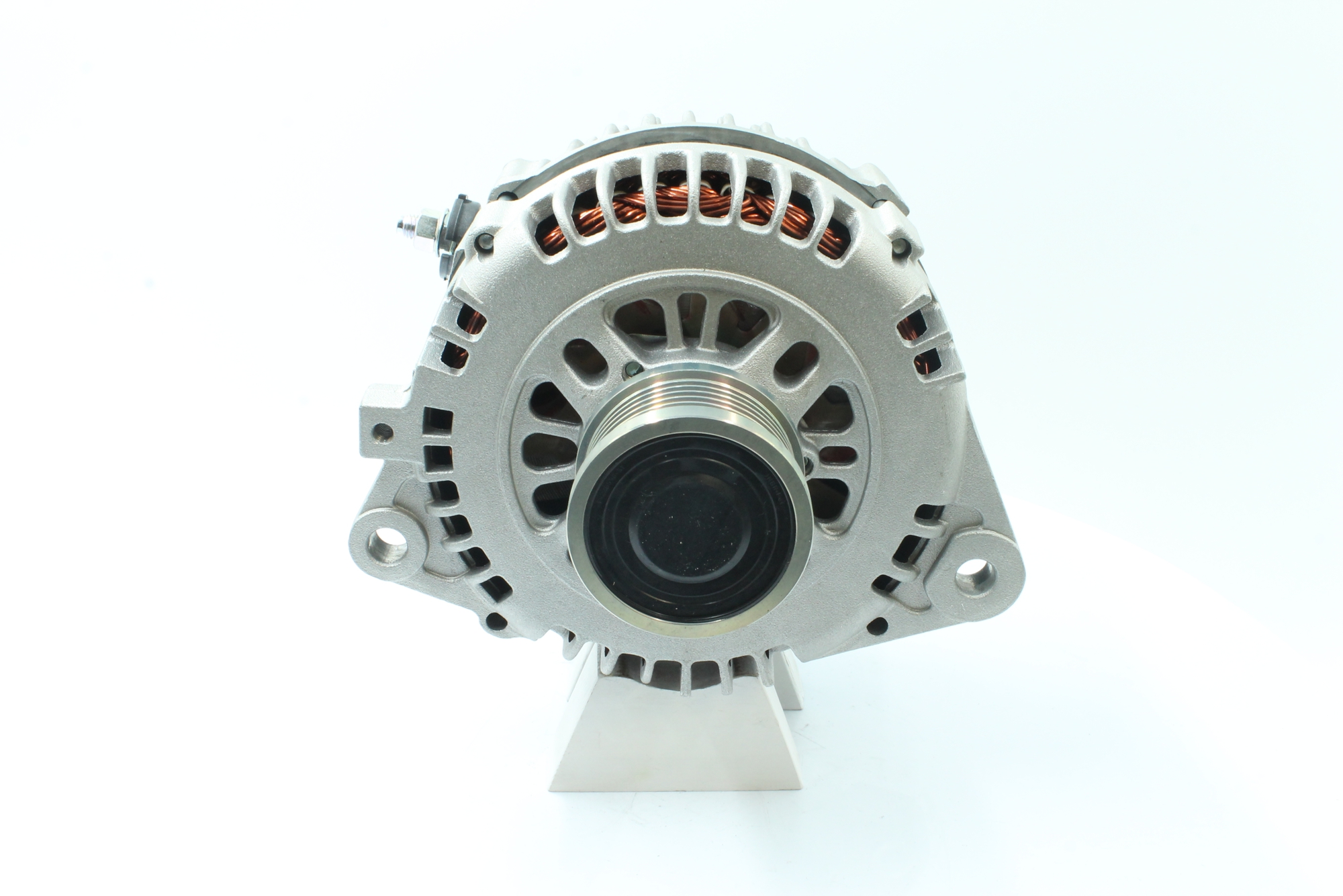 Compre Alternador 9214861 original asequible comparable con números OEM online 23100ZB00B