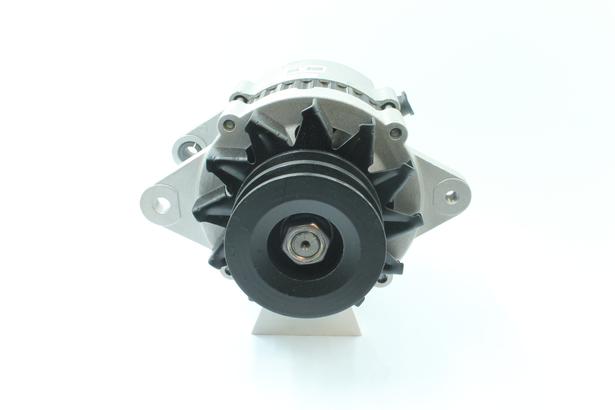 Iegādājieties lēti oriģinālo Ģenerators 9215757 comparable with 0K05418300C OEM numbers online