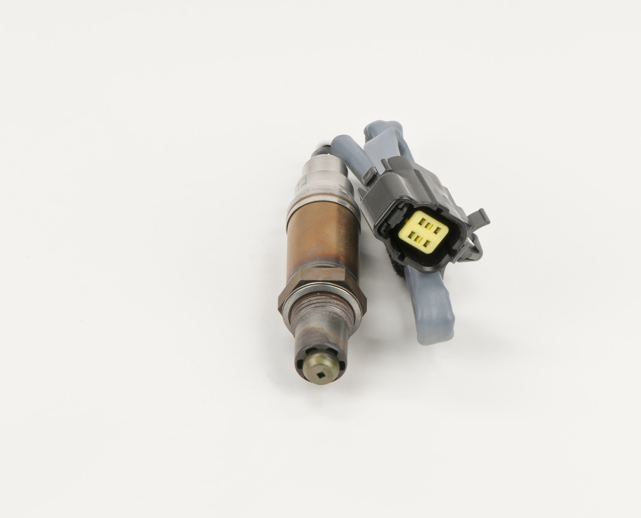 Compre Sonda lambda F 00H L00 157 original asequible comparable con números OEM online FS2V18861B9U