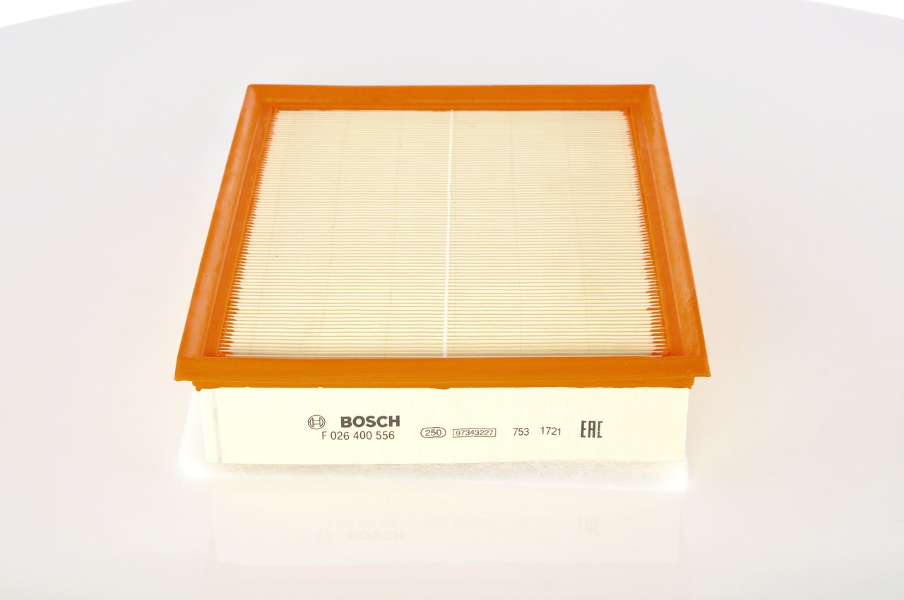 Kupite poceni originalno Zracni filter F 026 400 556, primerljivo z 6C0129620A OEM številke, prek spleta
