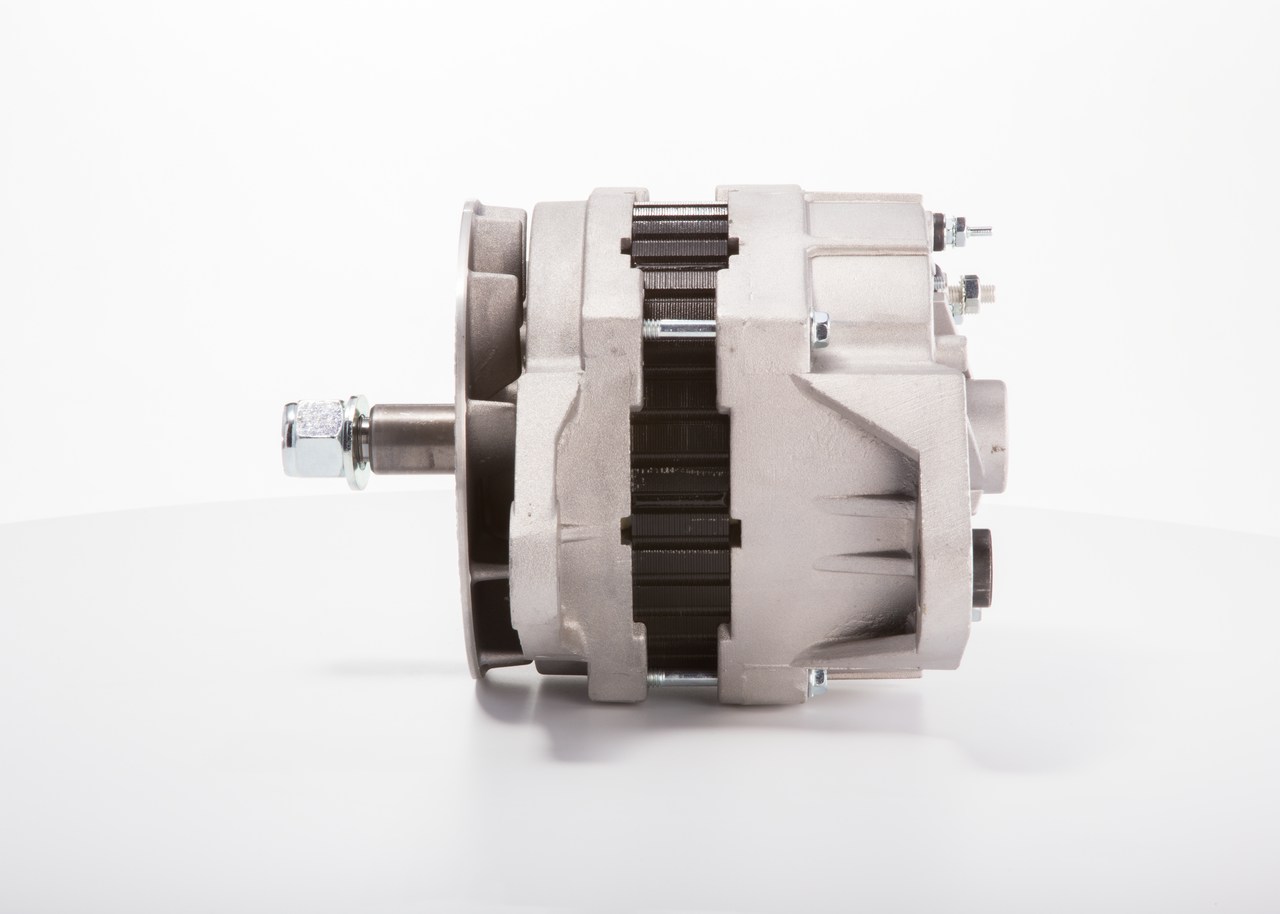Köp billiga original Generator F 042 300 003 jämförbara med 3935529 OEM nummer på nätet