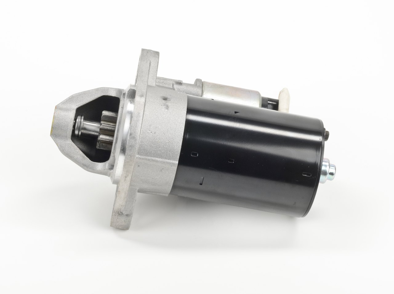 Köp billiga original Startmotor 0 001 107 078 jämförbara med 18508661 OEM nummer på nätet
