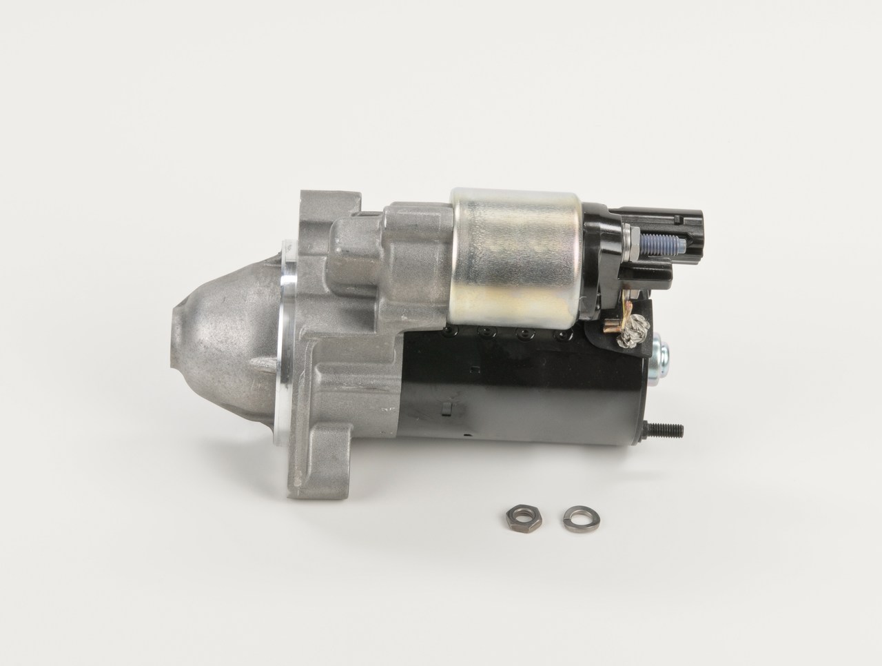 Kupite poceni originalno Zaganjalnik 0 001 107 427, primerljivo z 06B911023A OEM številke, prek spleta