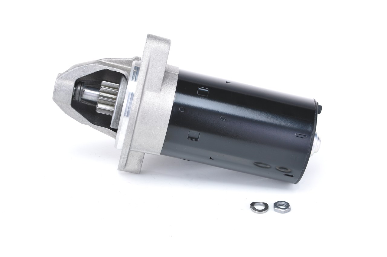 Compre Motor de arranque 0 001 108 430 original asequible comparable con números OEM online 4M5T11000CB