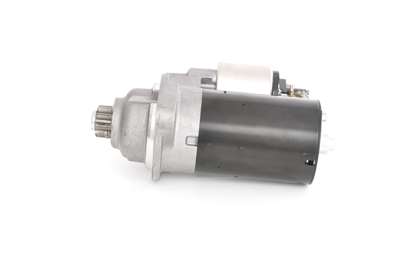 Kupite poceni originalno Zaganjalnik 0 001 121 026, primerljivo z 02A911023L OEM številke, prek spleta