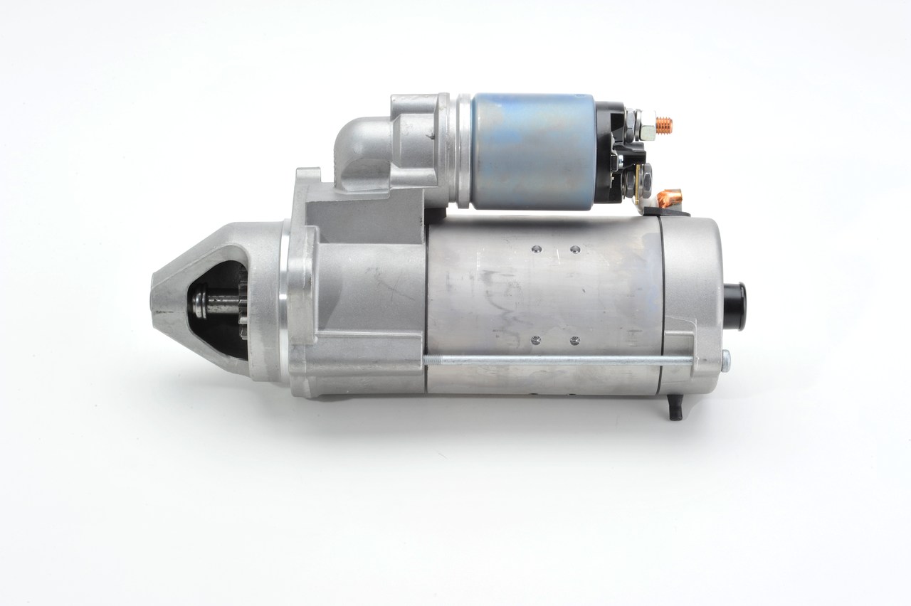 Köp billiga original Startmotor 0 001 231 030 jämförbara med 51262017118 OEM nummer på nätet