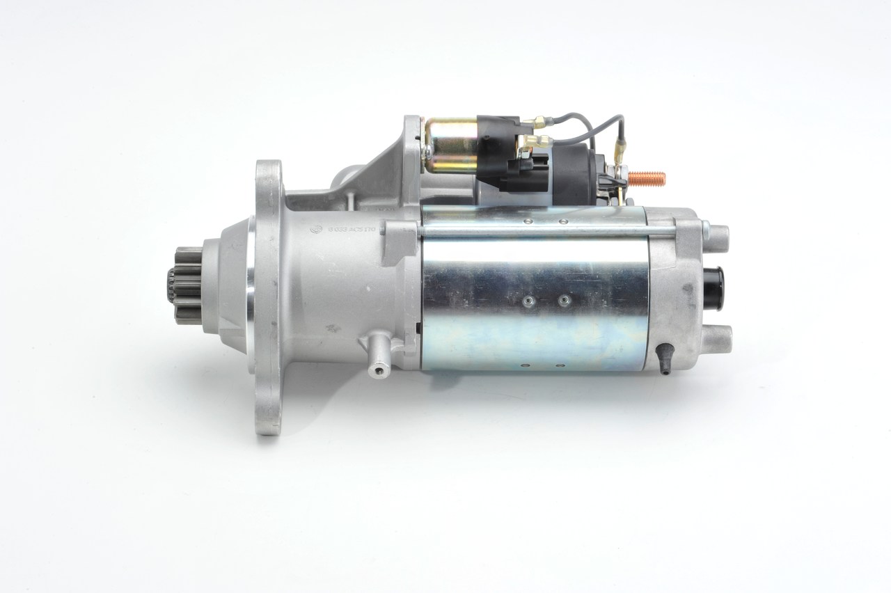 Köp BOSCH Startmotor Produktnummer: 0 001 241 021 till det förmånliga priset av 7235,34 kr