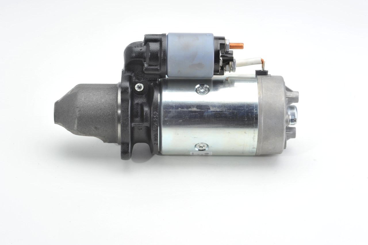 Kupite poceni originalno Zaganjalnik 0 001 368 309, primerljivo z 0011519601 OEM številke, prek spleta