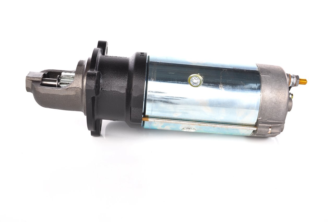 Köp BOSCH Startmotor Produktnummer: 0 001 371 007 till det förmånliga priset av 14560,21 kr