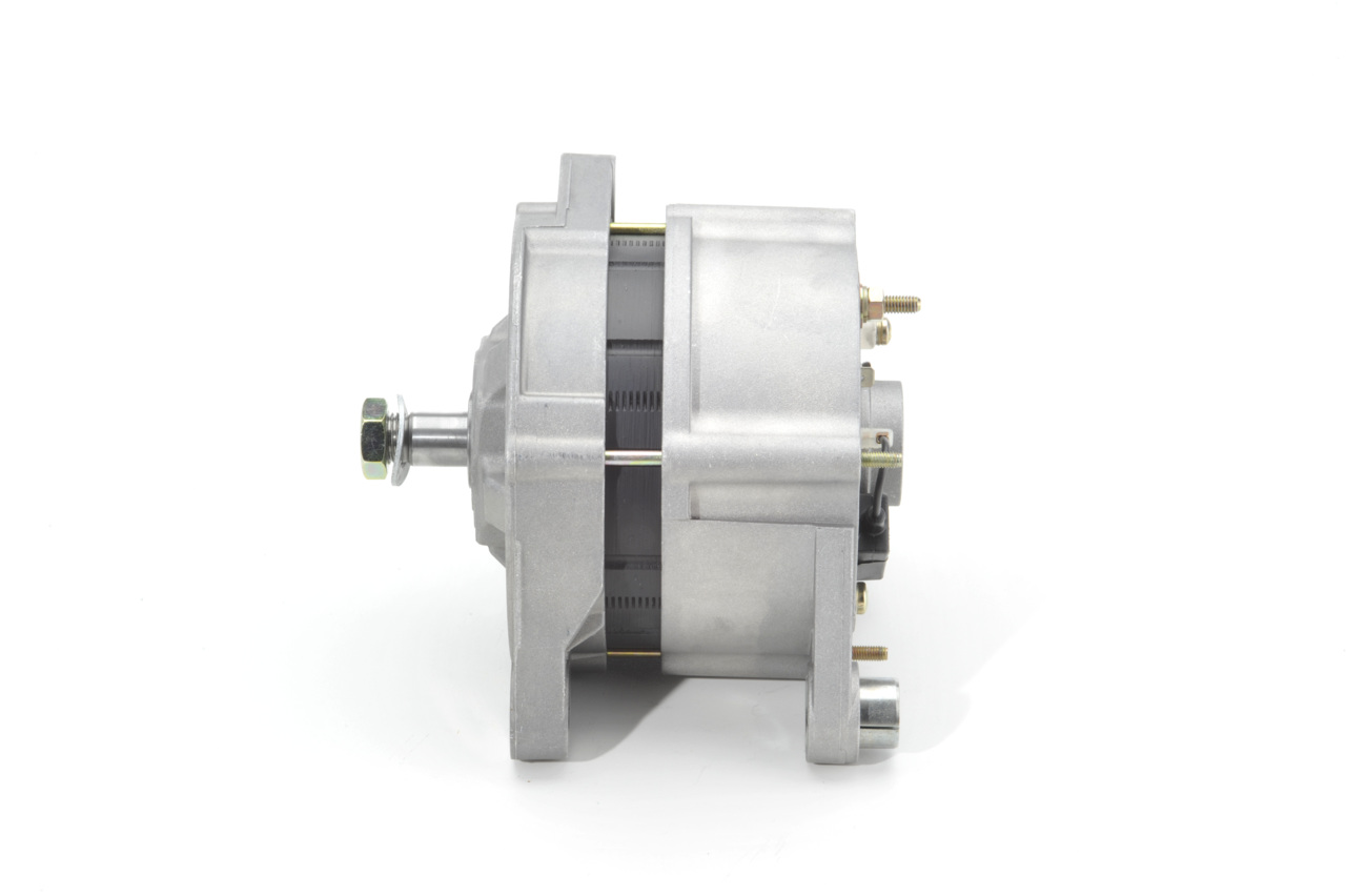 Cumpărați online Alternator 0 120 484 009 original/ă și la un preț mic, compatibil/ă cu nr. OEM 29439590