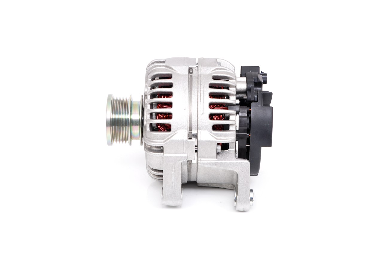 Köp BOSCH Generator Produktnummer: 0 124 425 060 till det förmånliga priset av 8448,63 kr