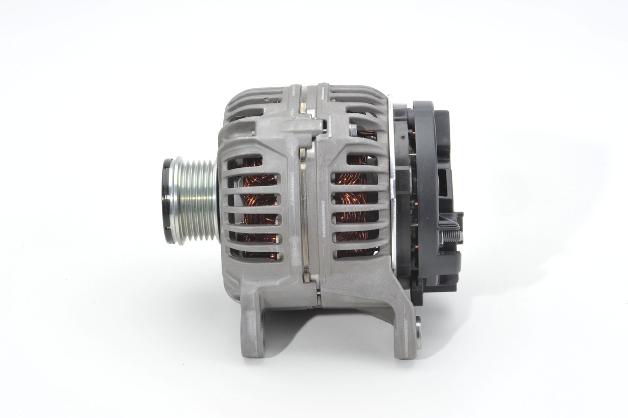 Cumpărați online Alternator 0 124 525 107 original/ă și la un preț mic, compatibil/ă cu nr. OEM 99760302205