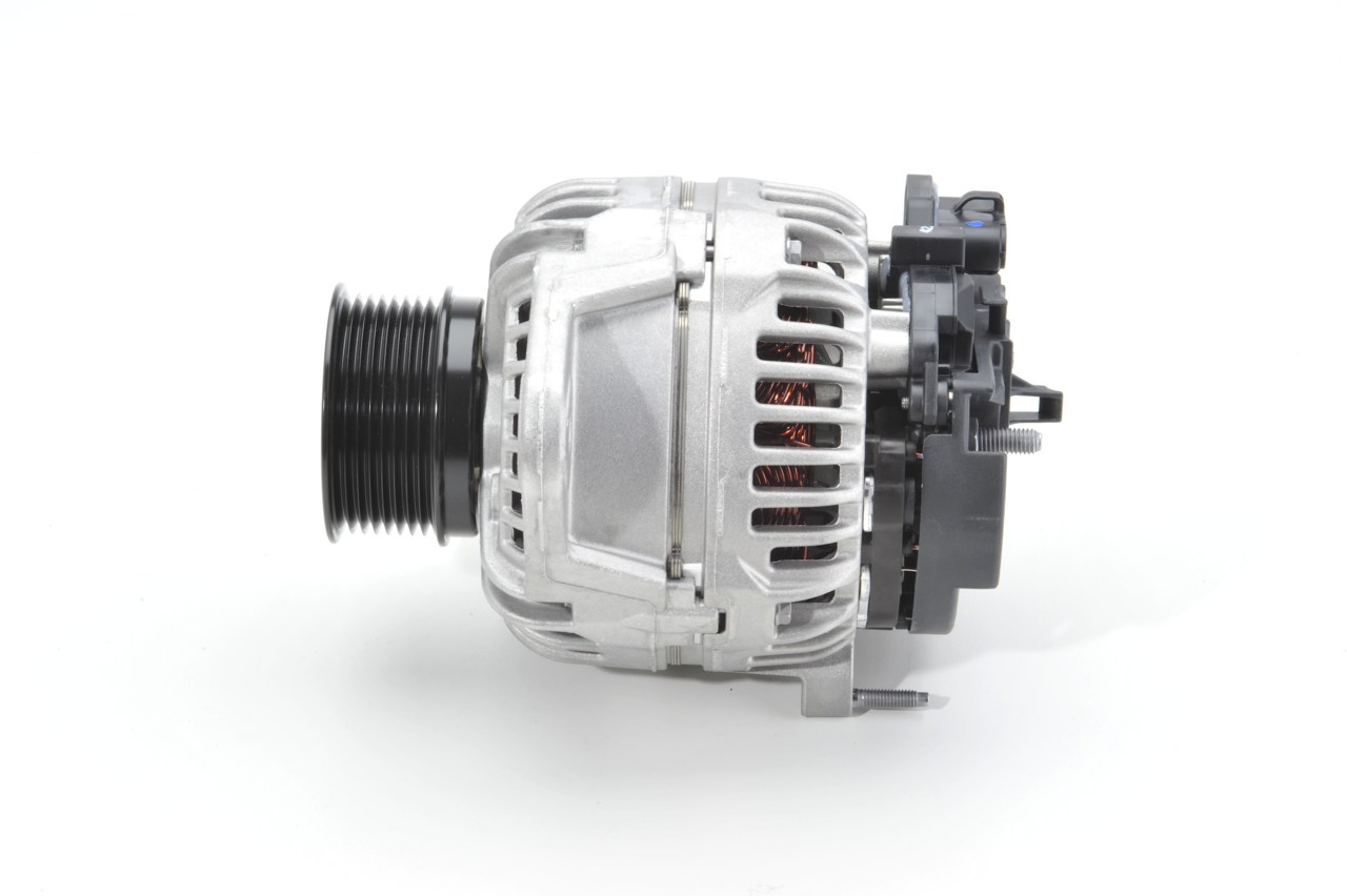 Köp billiga original Generator 0 124 555 017 jämförbara med 21429781 OEM nummer på nätet