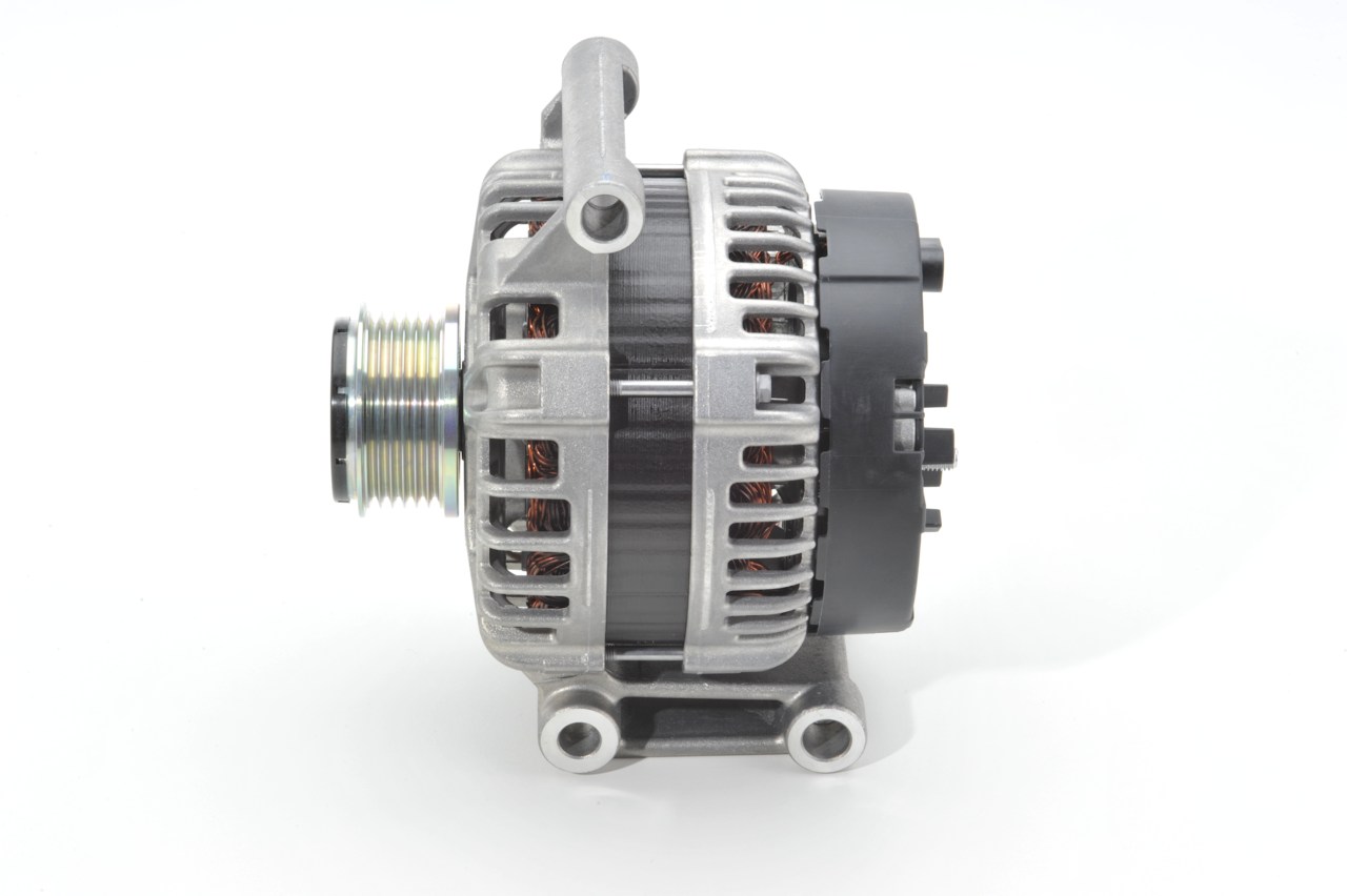 Köp BOSCH Generator Produktnummer: 0 125 711 059 till det förmånliga priset av 5537,59 kr