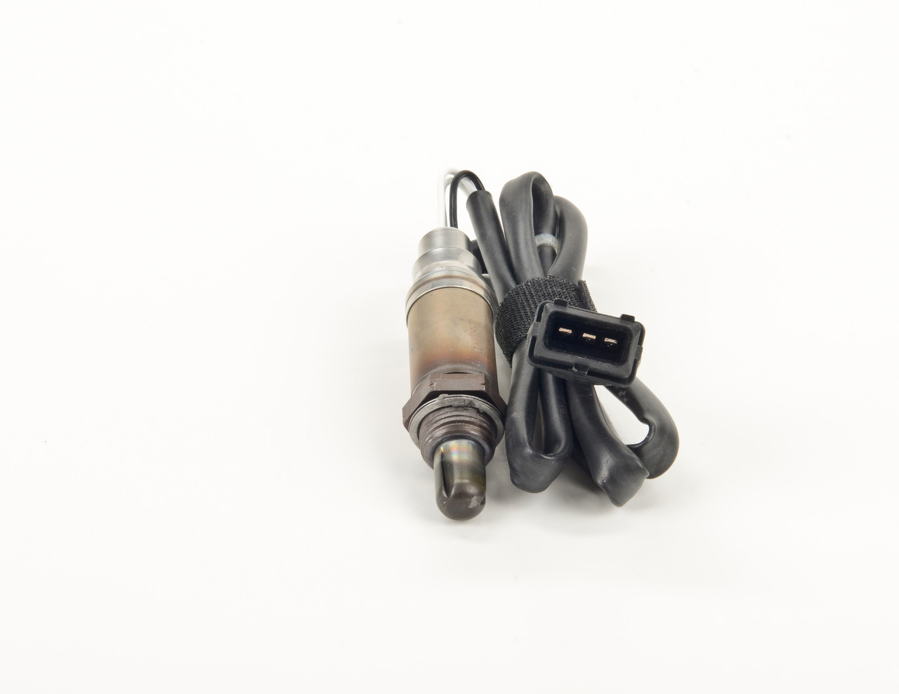 Kupite poceni originalno Lamda-sonda 0 258 003 979, primerljivo z 030906265C OEM številke, prek spleta