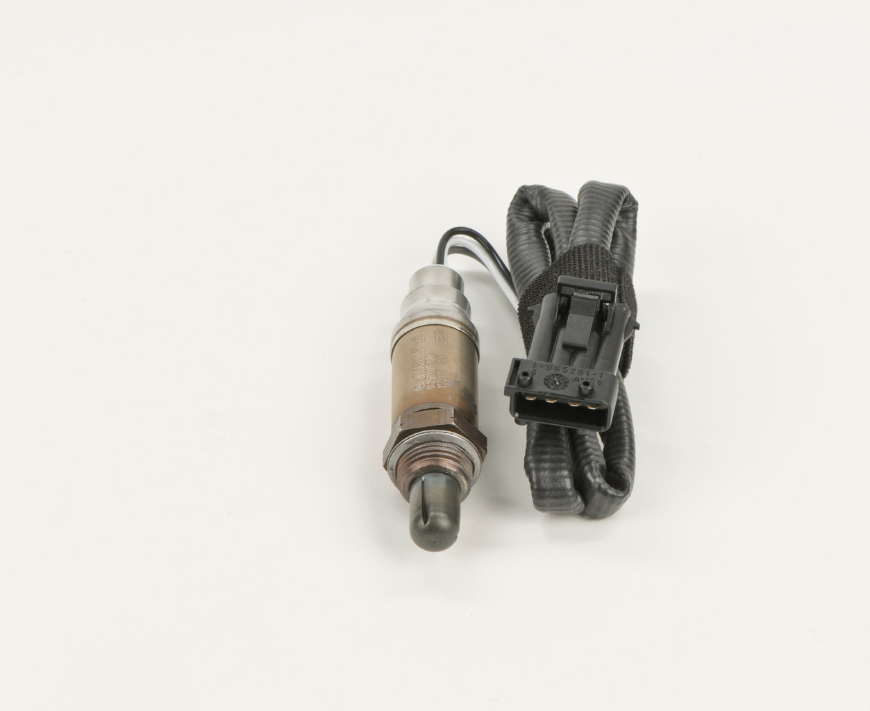 Köp billiga original Lambdasond 0 258 005 074 jämförbara med 0258986505 OEM nummer på nätet
