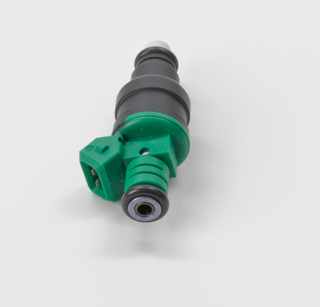 OEM Iniettore VW 1.8 G60 Syncro 160 CV Benzina 037906031D da BOSCH online ad un ottimo prezzo