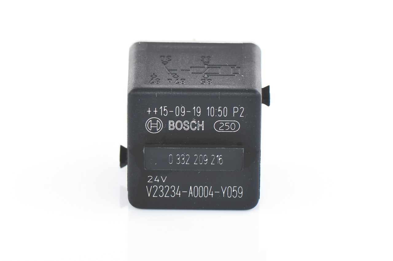 Įsigykite nebrangią originalią Relė 0 332 209 216. sulyginama su 0095464 OEM numeriais internetu