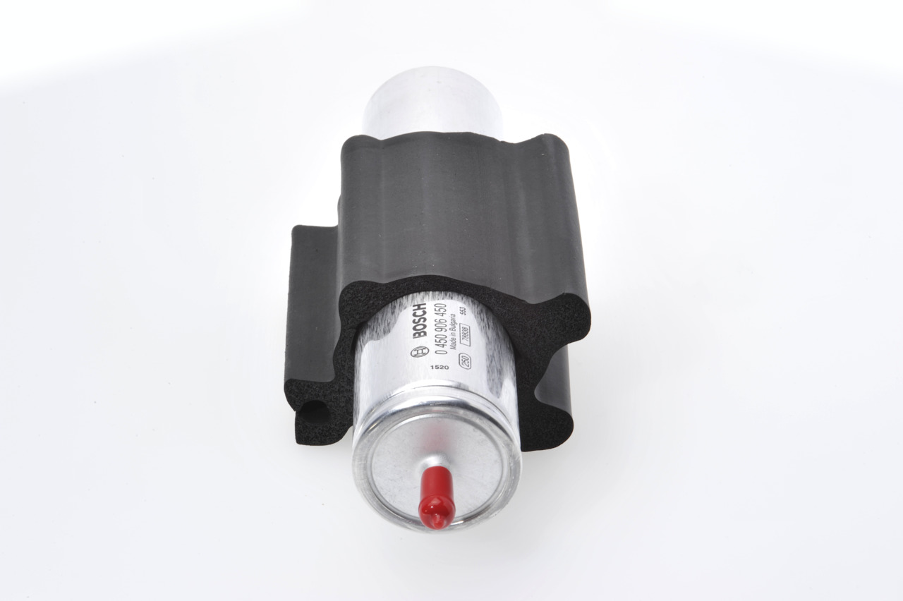 Buy BOSCH Fuel filter Product No.: 0 450 906 450 at the low price of £ 23,89