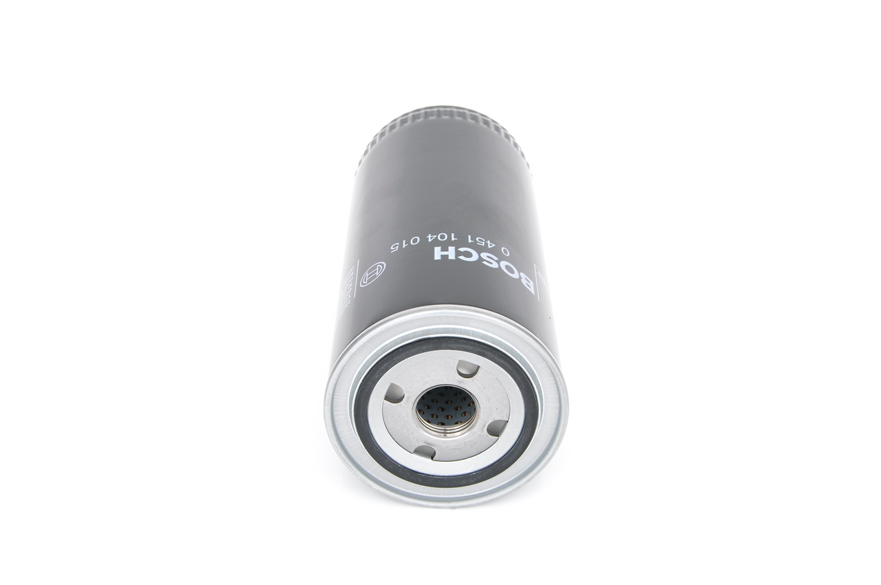 Compre Filtro de aceite 0 451 104 015 original asequible comparable con números OEM online 172213312062