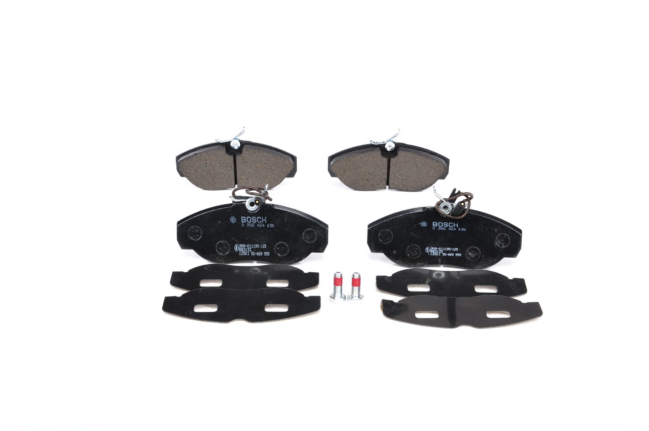 Acquista online Kit pastiglie freni 0 986 424 030 originale a buon mercato, comparabile con i numeri OEM 77362235