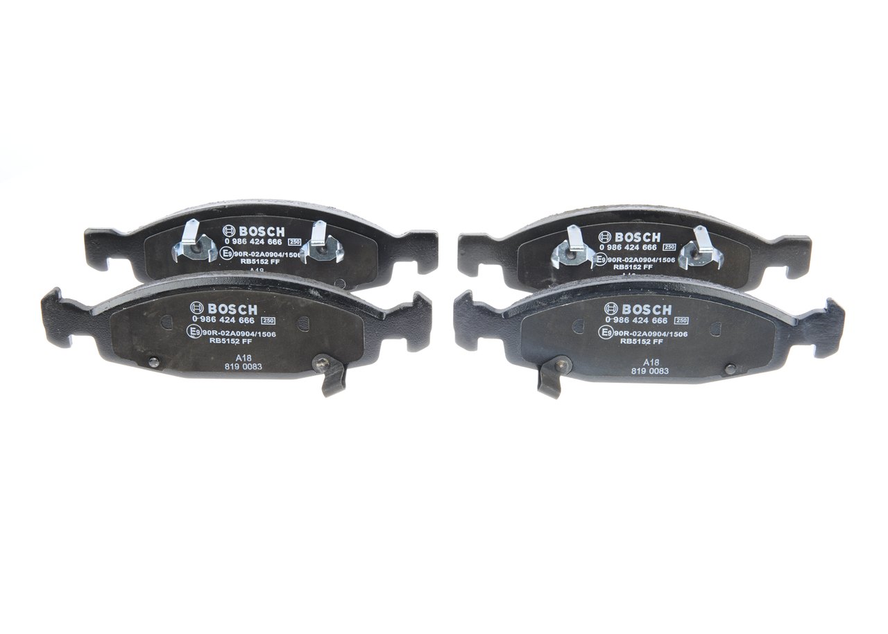 OE JEEP GRAND CHEROKEE 2023 Piduriklotside komplekt 05011969AA, 05018592AA, 5011969AA pärit BOSCH