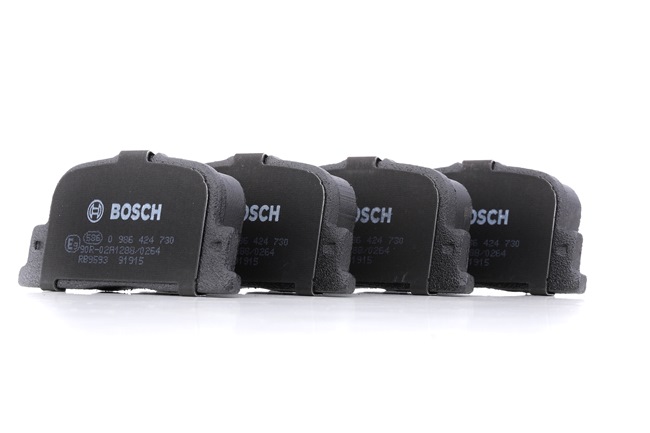 OE Pasticche dei freni TOYOTA CAMRY 2023 0446632030, 0446632040, 0446647010 di BOSCH