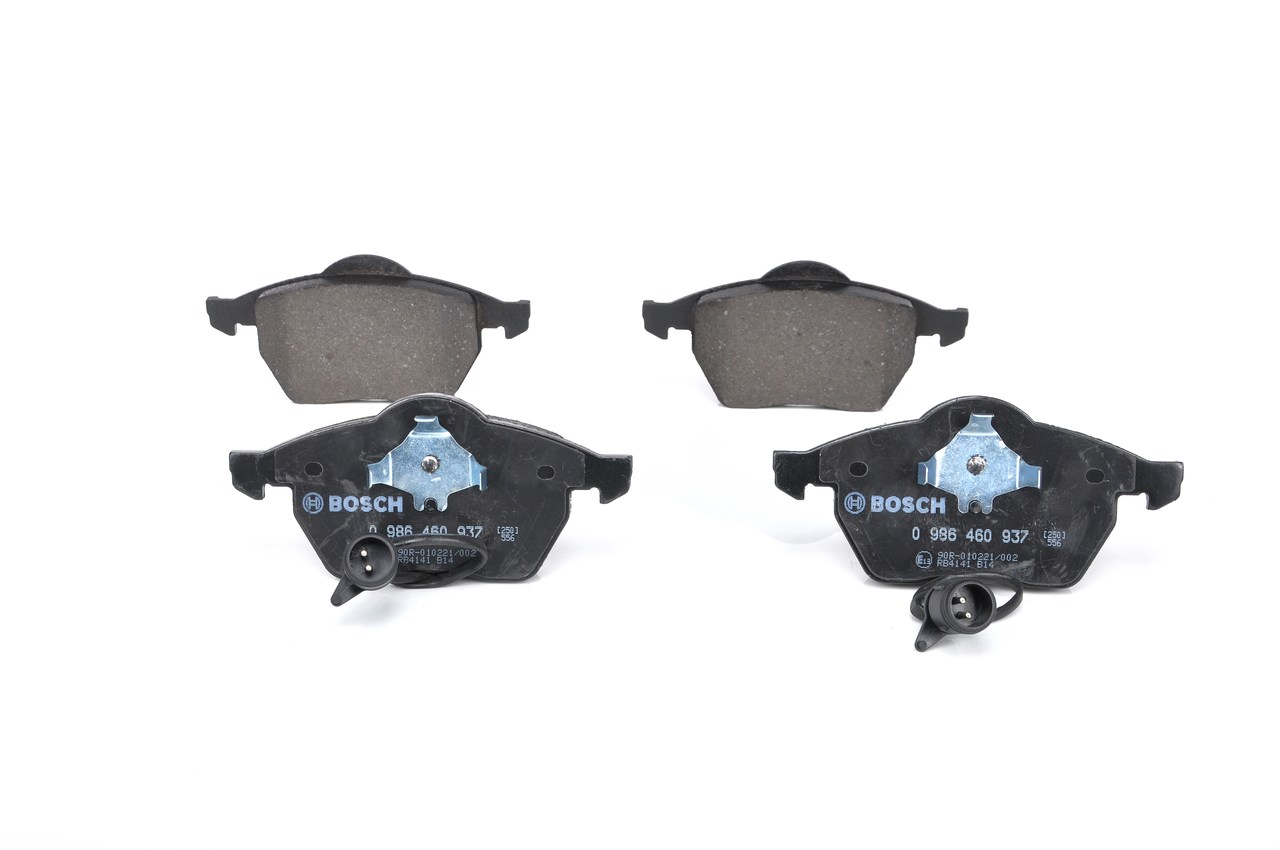 OE AUDI 100 1987 Piduriklotside komplekt 1001095, 1027703, 1031843 pärit BOSCH