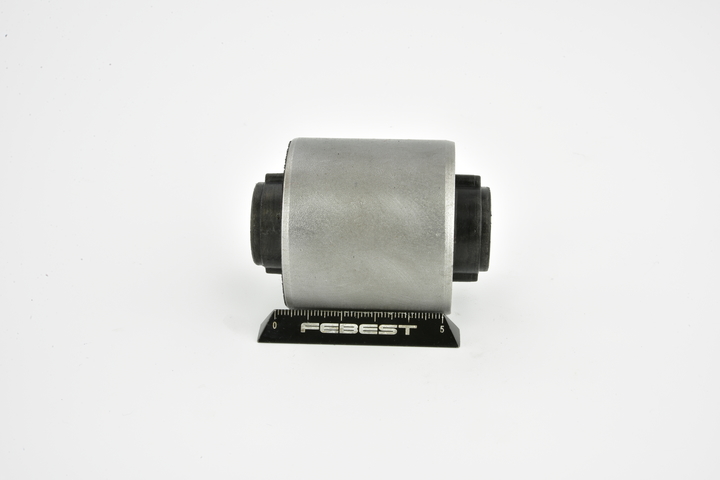 OEM Tuleje wahacza MITSUBISHI Eclipse III Spyder (D53A) 2005 MB864730, MB864731, MB864732 FEBEST
