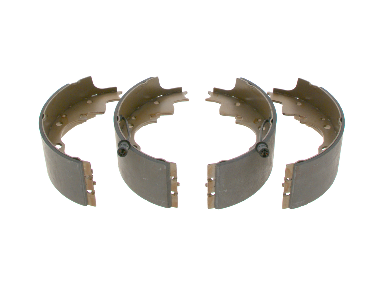 Bremsebakker IVECO af original kvalitet 1906351, 1906042, 1906172 fra BOSCH