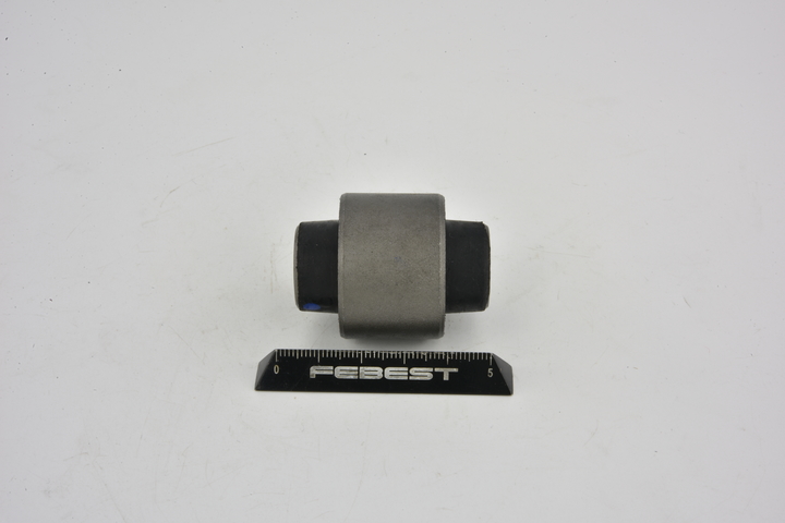 Fjærbein hjullagerkasse RENAULT av original kvalitet 4020003800, 4020023900, 562104837R fra FEBEST