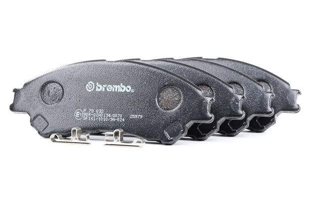 Vásároljon online olcsó, eredeti Fékbetét készlet, tárcsafék P 79 032 alkatrészt, mely összehasonlítható a 4605B949 OEM számmal