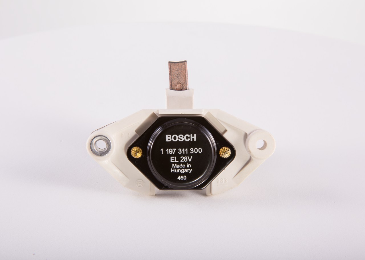 Köp BOSCH Laddningsregulator Produktnummer: 1 197 311 300 till det förmånliga priset av 572,44 kr
