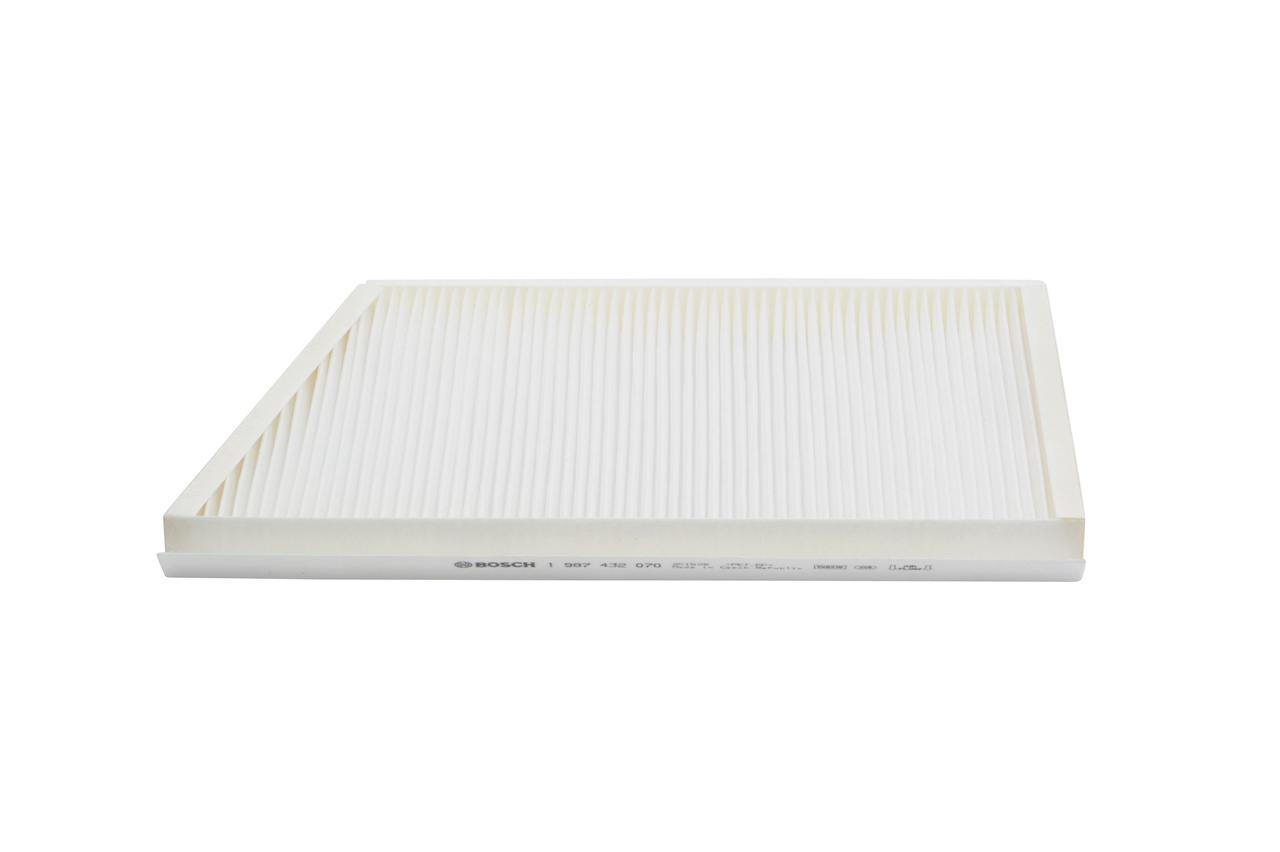Įsigykite BOSCH Salono filtras Prekės Nr.: 1 987 432 070 už žemiausią 12,81 € kainą